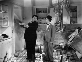 Dubové palice (1938),Stan Laurel,Oliver Hardy