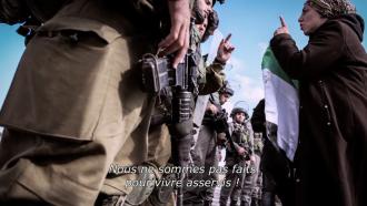 Derrière les fronts : résistances et résiliences en Palestine (2017)